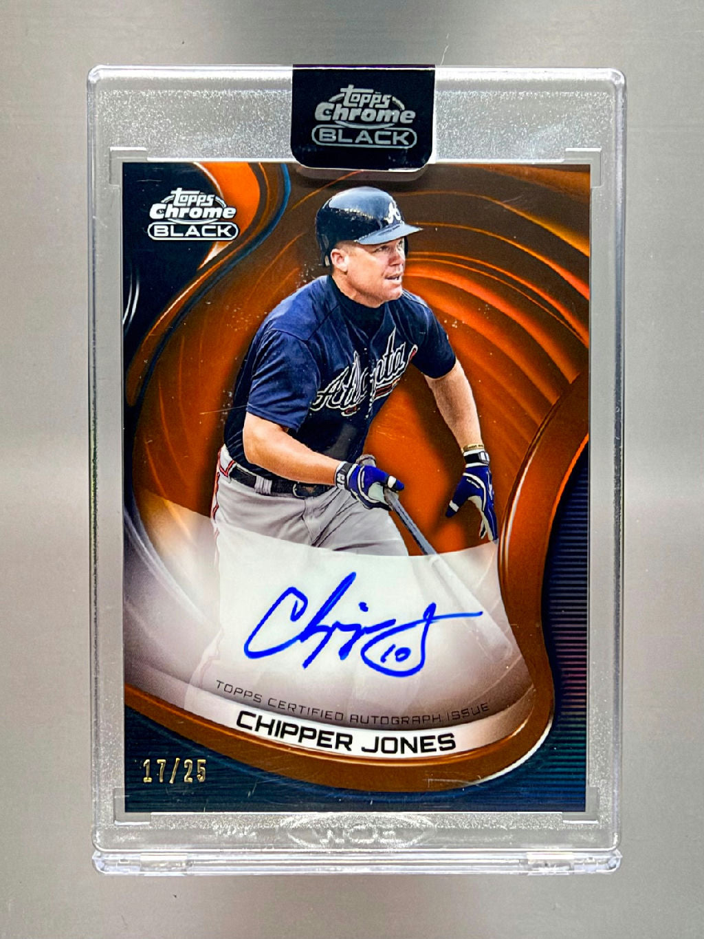 2022 Topps Chrome Black Orange Refractor Chipper Jones #CBA-CJ Auto /25